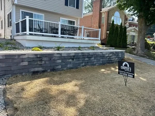 Natural stone retaining wall