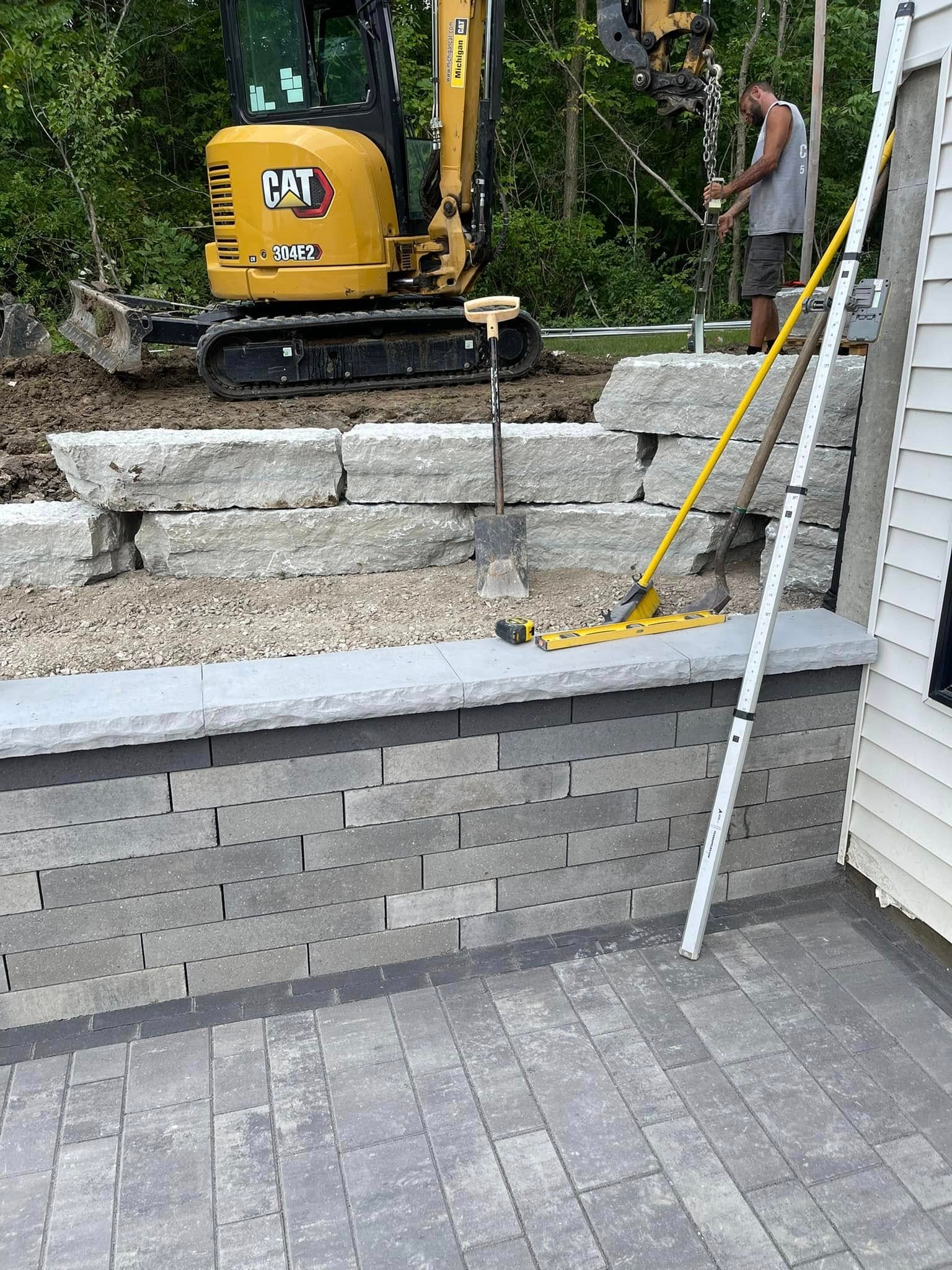 Tiered stone retaining wall